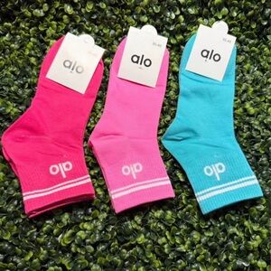 ALO Yoga woman ankle Athletic Socks - Hot Pink, Light Pink & Teal